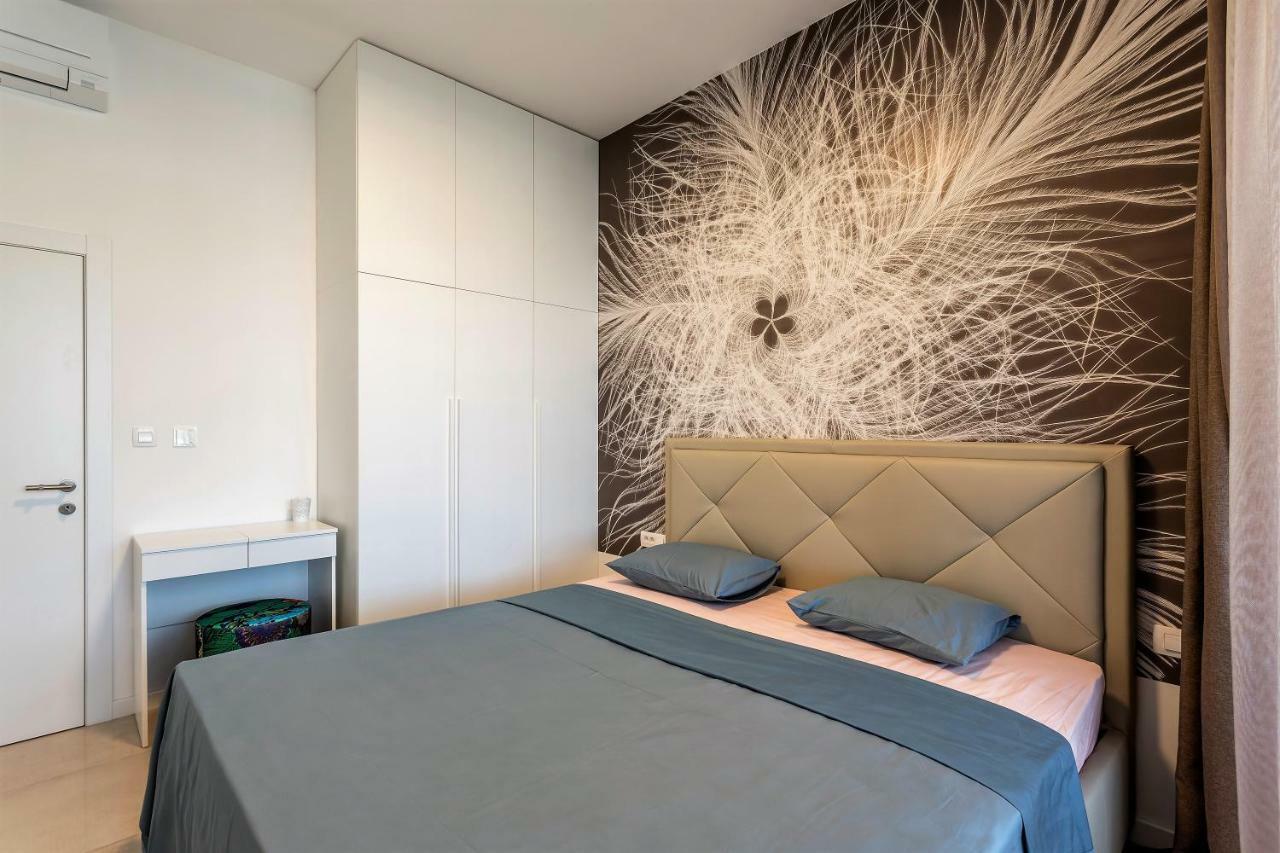 Luxury Apartment With Hot Tub Omiš Buitenkant foto